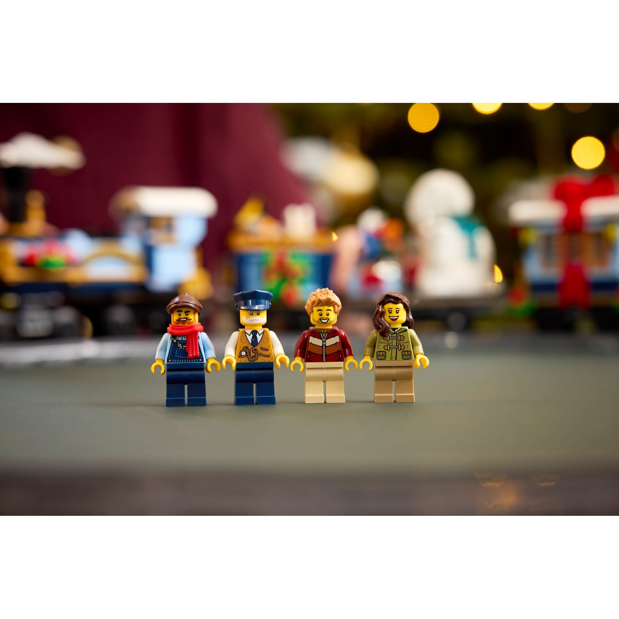 Holiday Express Train - Image 13
