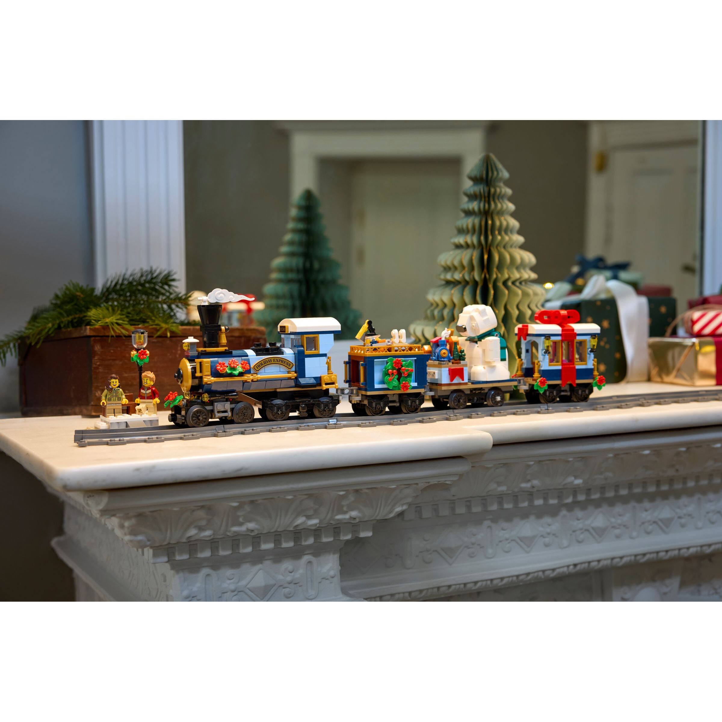 Holiday Express Train - Image 11