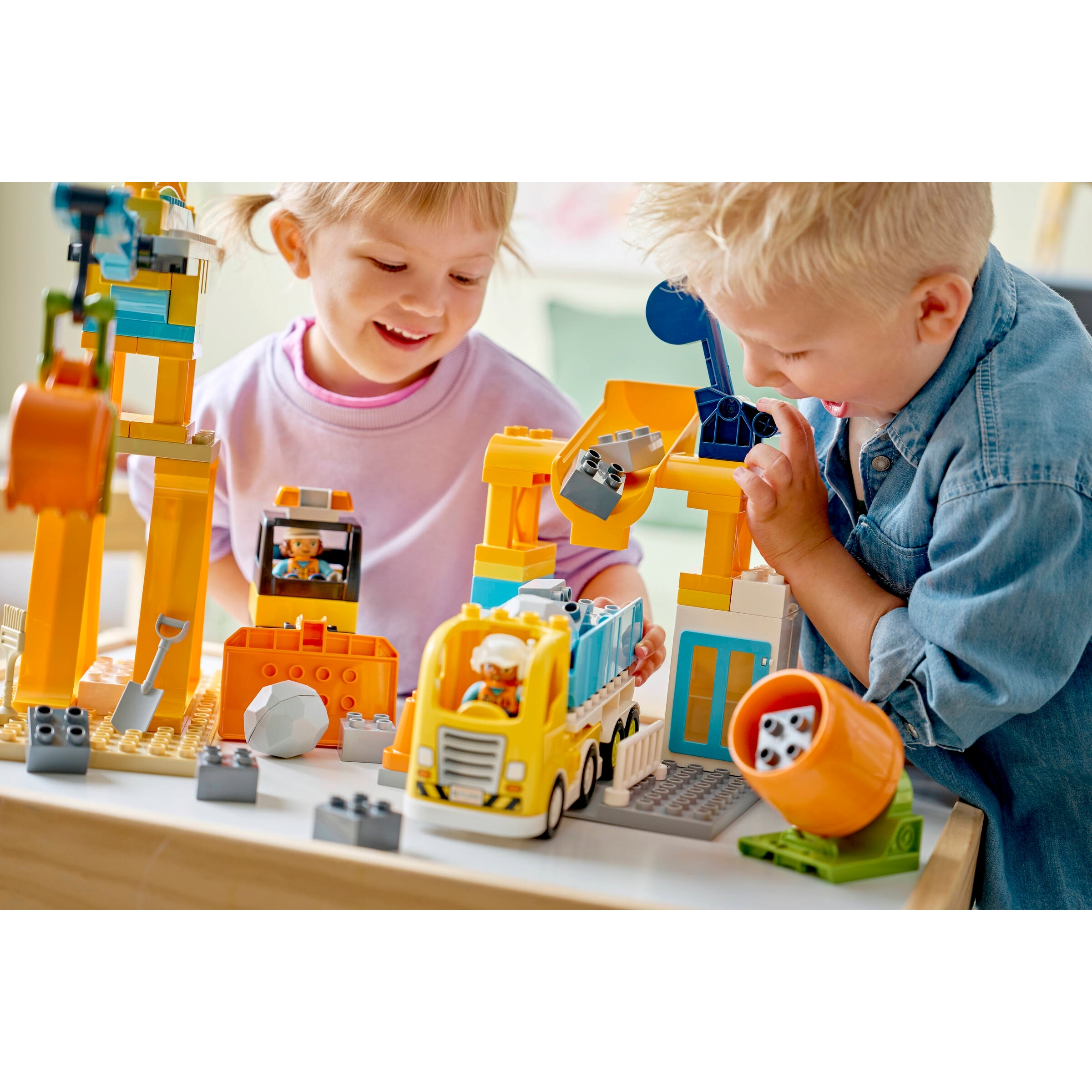 3 In 1 Construction Site And Vehicles - Image 9