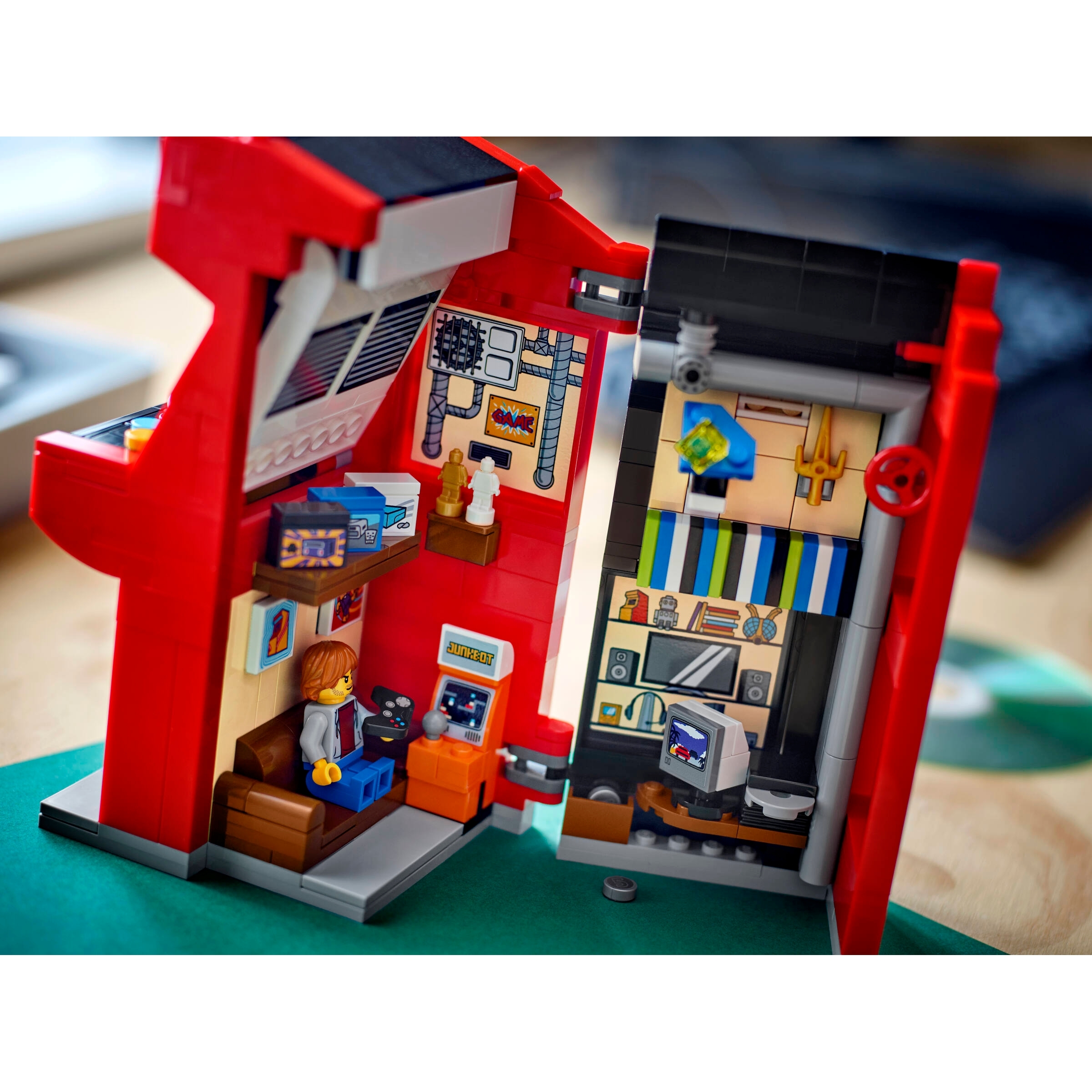 Arcade Machine - Image 8