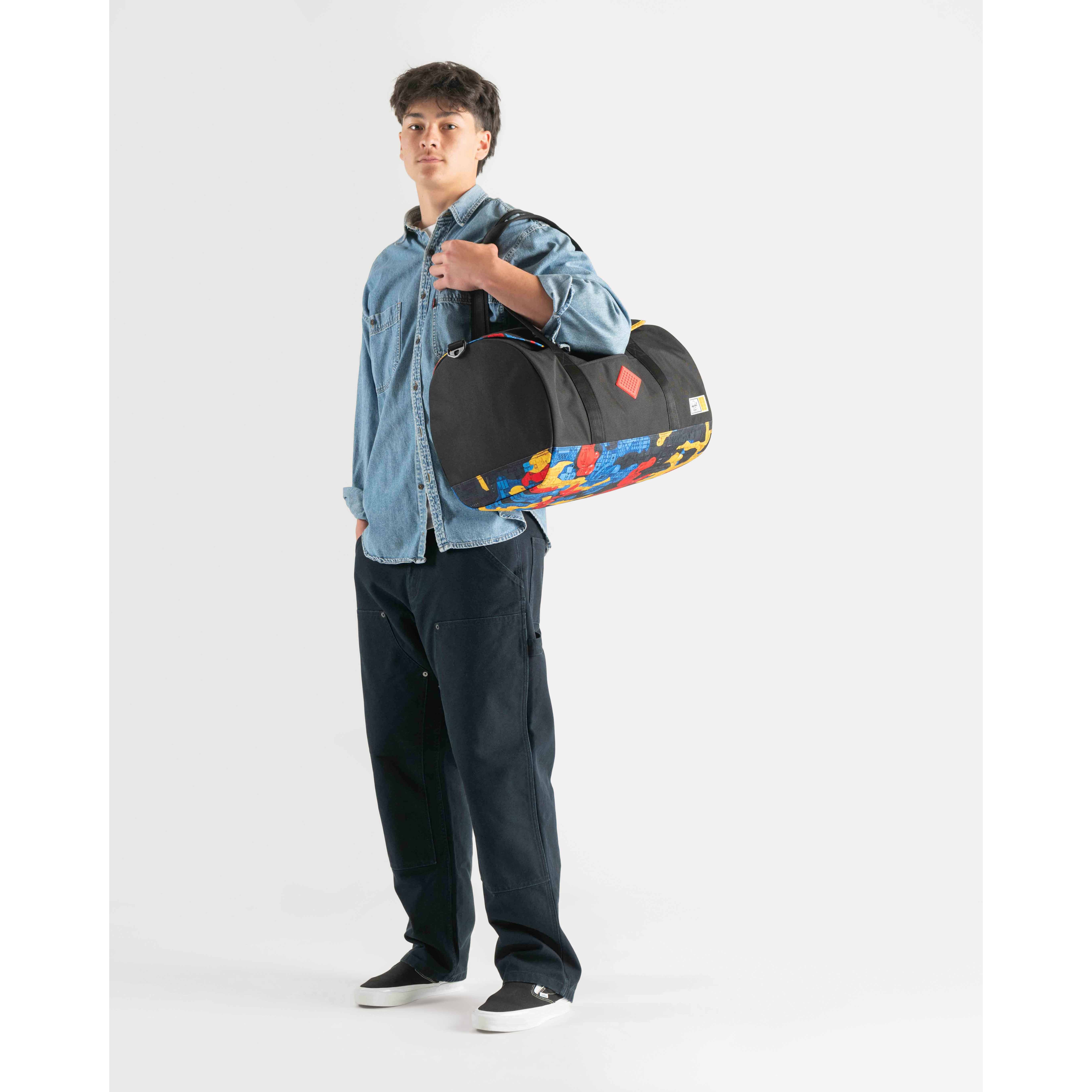 Herschel Heritage Duffle – Abstract Bricks - Image 3