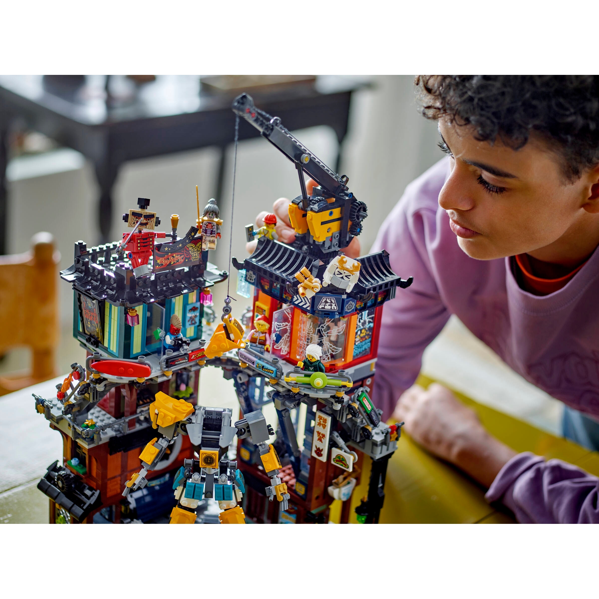Ninjago City Workshops - Image 11