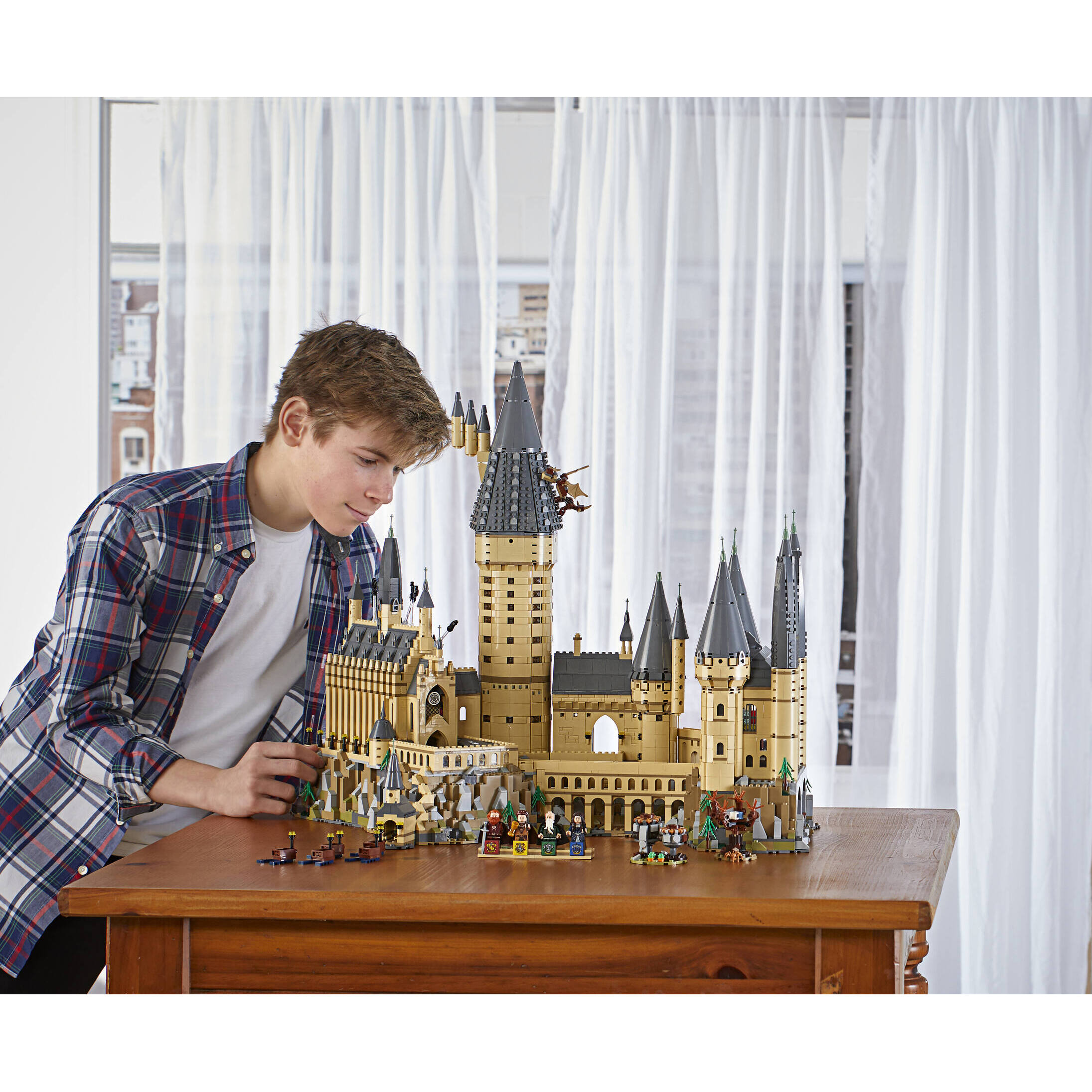 Hogwarts Castle - Image 23